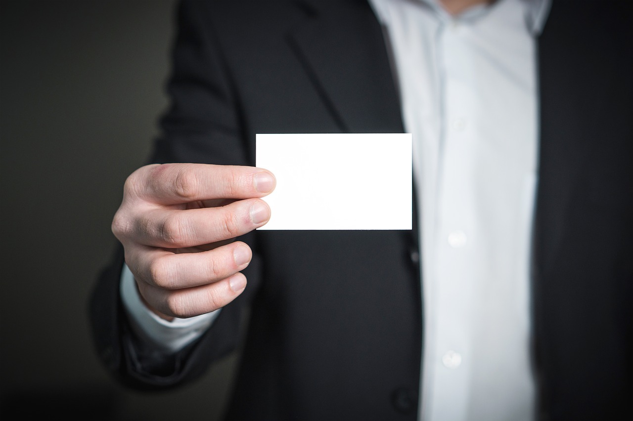 Should you still have a business card in 2020?